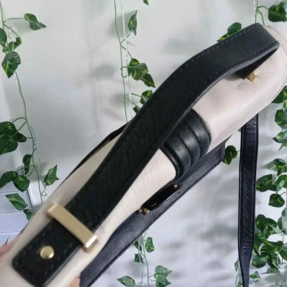 Vintage leather Saks Fifth Avenue Purse  bag - Picture 4 of 5